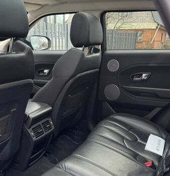 Чорний Ленд Ровер Рендж Ровер Евок, об'ємом двигуна 2 л та пробігом 179 тис. км за 13500 $, фото 11 на Automoto.ua