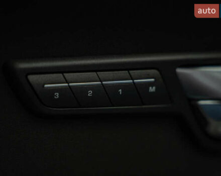 Черный Ленд Ровер Рендж Ровер Эвок, объемом двигателя 2.18 л и пробегом 150 тыс. км за 17500 $, фото 38 на Automoto.ua