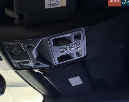 Чорний Ленд Ровер Рендж Ровер Евок, об'ємом двигуна 2 л та пробігом 125 тис. км за 17499 $, фото 21 на Automoto.ua