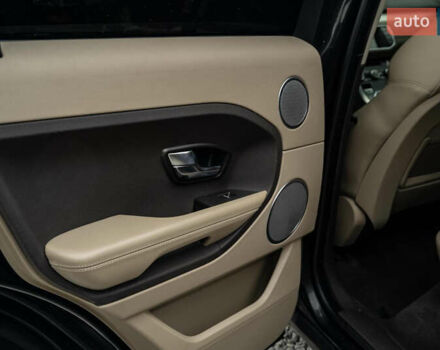 Черный Ленд Ровер Рендж Ровер Эвок, объемом двигателя 2.18 л и пробегом 150 тыс. км за 17500 $, фото 21 на Automoto.ua