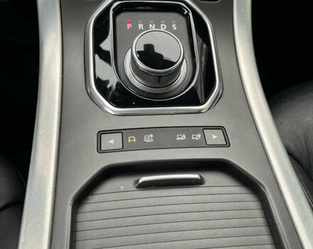 Черный Ленд Ровер Рендж Ровер Эвок, объемом двигателя 2 л и пробегом 212 тыс. км за 13800 $, фото 15 на Automoto.ua