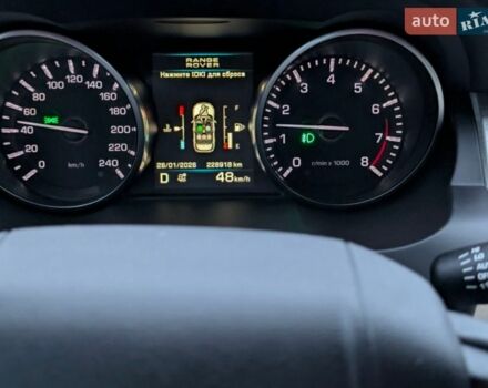 Чорний Ленд Ровер Рендж Ровер Евок, об'ємом двигуна 2 л та пробігом 230 тис. км за 16199 $, фото 29 на Automoto.ua