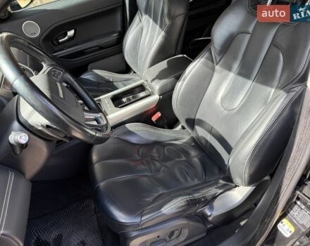 Чорний Ленд Ровер Рендж Ровер Евок, об'ємом двигуна 2.2 л та пробігом 241 тис. км за 16700 $, фото 14 на Automoto.ua