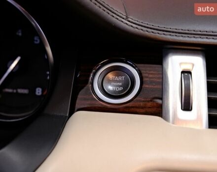 Чорний Ленд Ровер Рендж Ровер Евок, об'ємом двигуна 2 л та пробігом 94 тис. км за 14900 $, фото 18 на Automoto.ua