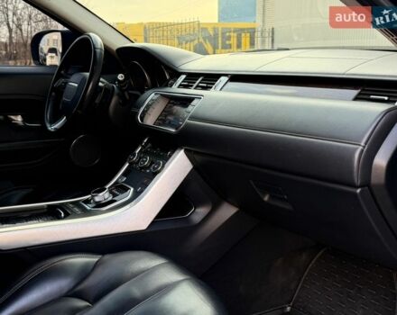 Черный Ленд Ровер Рендж Ровер Эвок, объемом двигателя 2.2 л и пробегом 165 тыс. км за 18000 $, фото 18 на Automoto.ua