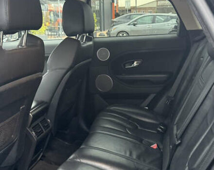 Чорний Ленд Ровер Рендж Ровер Евок, об'ємом двигуна 2 л та пробігом 174 тис. км за 15700 $, фото 15 на Automoto.ua