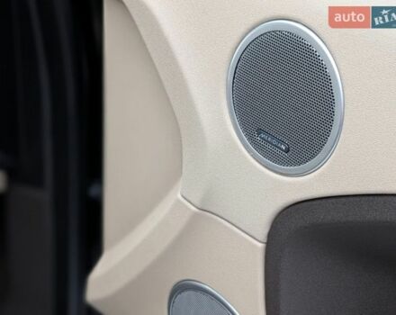 Чорний Ленд Ровер Рендж Ровер Евок, об'ємом двигуна 2 л та пробігом 230 тис. км за 16199 $, фото 28 на Automoto.ua