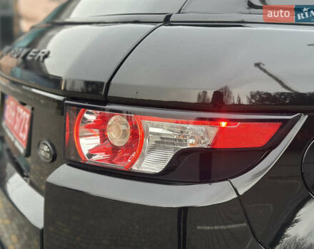 Чорний Ленд Ровер Рендж Ровер Евок, об'ємом двигуна 2 л та пробігом 160 тис. км за 13950 $, фото 17 на Automoto.ua