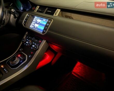 Черный Ленд Ровер Рендж Ровер Эвок, объемом двигателя 2.2 л и пробегом 165 тыс. км за 18800 $, фото 21 на Automoto.ua