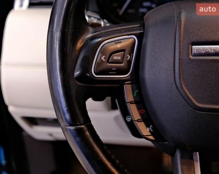 Чорний Ленд Ровер Рендж Ровер Евок, об'ємом двигуна 2 л та пробігом 94 тис. км за 14900 $, фото 20 на Automoto.ua