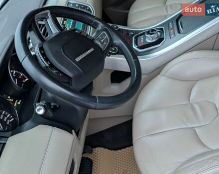 Чорний Ленд Ровер Рендж Ровер Евок, об'ємом двигуна 2 л та пробігом 230 тис. км за 16199 $, фото 24 на Automoto.ua