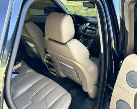 Чорний Ленд Ровер Рендж Ровер Евок, об'ємом двигуна 2.18 л та пробігом 148 тис. км за 18000 $, фото 9 на Automoto.ua