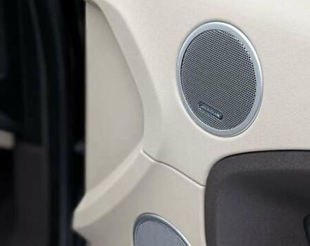 Черный Ленд Ровер Рендж Ровер Эвок, объемом двигателя 2 л и пробегом 229 тыс. км за 16333 $, фото 32 на Automoto.ua