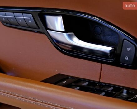 Чорний Ленд Ровер Рендж Ровер Евок, об'ємом двигуна 2 л та пробігом 94 тис. км за 14900 $, фото 26 на Automoto.ua