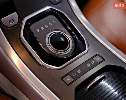 Чорний Ленд Ровер Рендж Ровер Евок, об'ємом двигуна 2 л та пробігом 94 тис. км за 14900 $, фото 15 на Automoto.ua