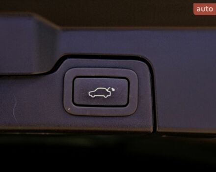 Чорний Ленд Ровер Рендж Ровер Евок, об'ємом двигуна 2 л та пробігом 94 тис. км за 14900 $, фото 48 на Automoto.ua