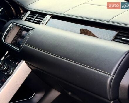 Черный Ленд Ровер Рендж Ровер Эвок, объемом двигателя 2.2 л и пробегом 165 тыс. км за 18000 $, фото 19 на Automoto.ua