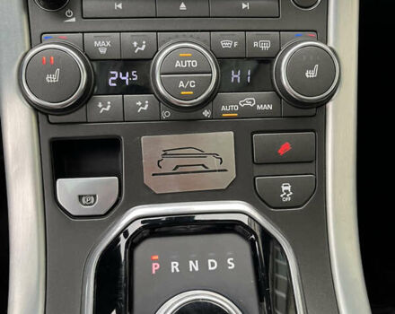 Черный Ленд Ровер Рендж Ровер Эвок, объемом двигателя 2 л и пробегом 212 тыс. км за 13800 $, фото 17 на Automoto.ua