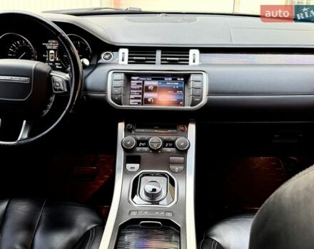 Черный Ленд Ровер Рендж Ровер Эвок, объемом двигателя 2.2 л и пробегом 165 тыс. км за 18000 $, фото 21 на Automoto.ua