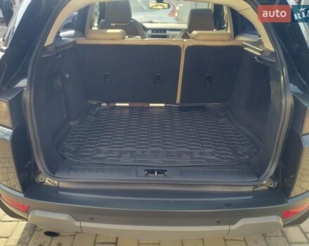 Черный Ленд Ровер Рендж Ровер Эвок, объемом двигателя 2.18 л и пробегом 235 тыс. км за 18700 $, фото 4 на Automoto.ua