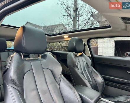 Чорний Ленд Ровер Рендж Ровер Евок, об'ємом двигуна 2 л та пробігом 197 тис. км за 13500 $, фото 30 на Automoto.ua