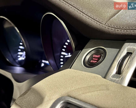 Черный Ленд Ровер Рендж Ровер Эвок, объемом двигателя 2.2 л и пробегом 139 тыс. км за 20999 $, фото 36 на Automoto.ua