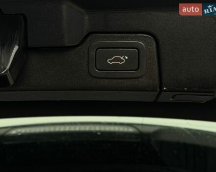 Чорний Ленд Ровер Рендж Ровер Евок, об'ємом двигуна 2.18 л та пробігом 251 тис. км за 14800 $, фото 42 на Automoto.ua