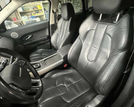 Чорний Ленд Ровер Рендж Ровер Евок, об'ємом двигуна 2 л та пробігом 260 тис. км за 17000 $, фото 6 на Automoto.ua