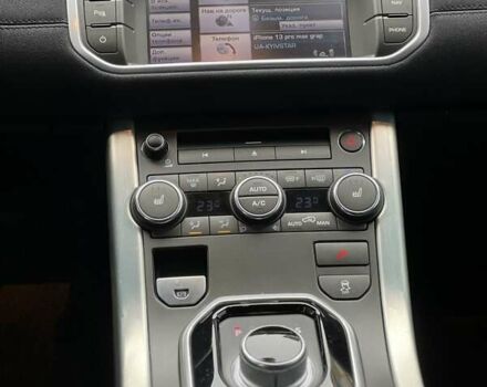 Чорний Ленд Ровер Рендж Ровер Евок, об'ємом двигуна 2 л та пробігом 165 тис. км за 15700 $, фото 13 на Automoto.ua