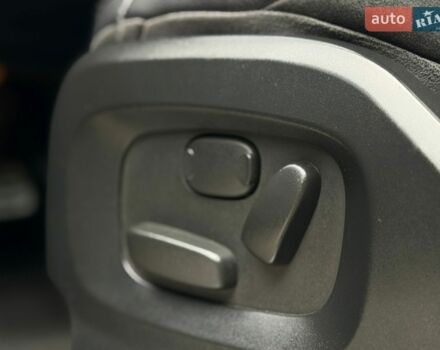 Чорний Ленд Ровер Рендж Ровер Евок, об'ємом двигуна 2.18 л та пробігом 251 тис. км за 14800 $, фото 69 на Automoto.ua
