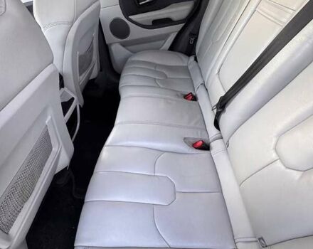 Черный Ленд Ровер Рендж Ровер Эвок, объемом двигателя 2.18 л и пробегом 220 тыс. км за 17000 $, фото 5 на Automoto.ua