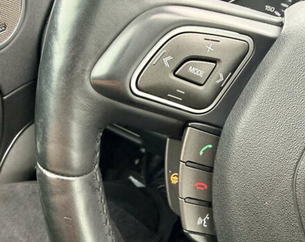 Черный Ленд Ровер Рендж Ровер Эвок, объемом двигателя 2 л и пробегом 260 тыс. км за 11799 $, фото 39 на Automoto.ua