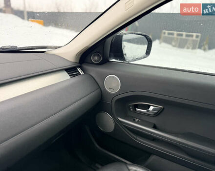 Черный Ленд Ровер Рендж Ровер Эвок, объемом двигателя 2 л и пробегом 260 тыс. км за 11799 $, фото 41 на Automoto.ua