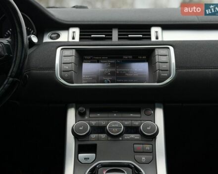 Чорний Ленд Ровер Рендж Ровер Евок, об'ємом двигуна 2.18 л та пробігом 251 тис. км за 14800 $, фото 52 на Automoto.ua