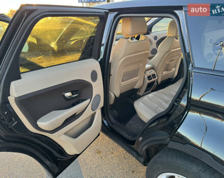 Черный Ленд Ровер Рендж Ровер Эвок, объемом двигателя 2 л и пробегом 179 тыс. км за 19500 $, фото 12 на Automoto.ua