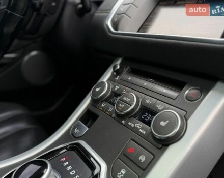 Чорний Ленд Ровер Рендж Ровер Евок, об'ємом двигуна 2.18 л та пробігом 251 тис. км за 14800 $, фото 62 на Automoto.ua