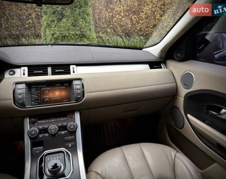 Черный Ленд Ровер Рендж Ровер Эвок, объемом двигателя 2 л и пробегом 150 тыс. км за 14700 $, фото 58 на Automoto.ua