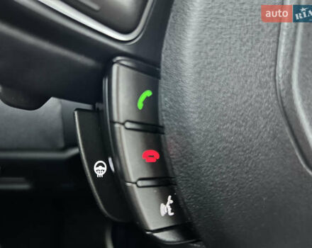 Чорний Ленд Ровер Рендж Ровер Евок, об'ємом двигуна 2 л та пробігом 197 тис. км за 13500 $, фото 37 на Automoto.ua