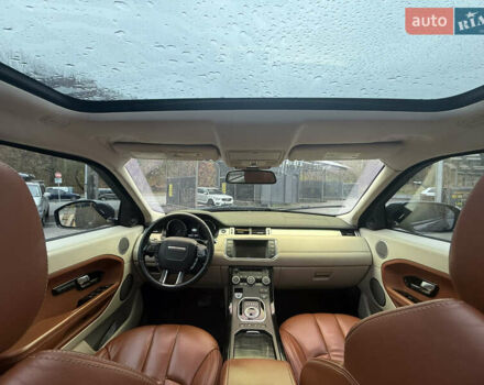 Чорний Ленд Ровер Рендж Ровер Евок, об'ємом двигуна 2 л та пробігом 145 тис. км за 15900 $, фото 10 на Automoto.ua