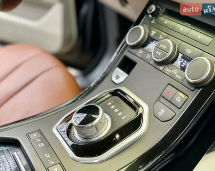 Черный Ленд Ровер Рендж Ровер Эвок, объемом двигателя 2 л и пробегом 145 тыс. км за 13995 $, фото 27 на Automoto.ua