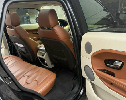 Чорний Ленд Ровер Рендж Ровер Евок, об'ємом двигуна 2 л та пробігом 145 тис. км за 15900 $, фото 16 на Automoto.ua