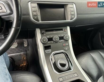 Черный Ленд Ровер Рендж Ровер Эвок, объемом двигателя 2 л и пробегом 165 тыс. км за 15300 $, фото 7 на Automoto.ua