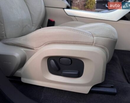 Чорний Ленд Ровер Рендж Ровер Евок, об'ємом двигуна 2 л та пробігом 255 тис. км за 12300 $, фото 13 на Automoto.ua