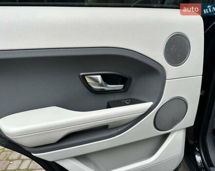 Черный Ленд Ровер Рендж Ровер Эвок, объемом двигателя 2 л и пробегом 137 тыс. км за 15300 $, фото 33 на Automoto.ua