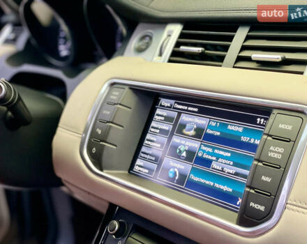 Черный Ленд Ровер Рендж Ровер Эвок, объемом двигателя 2 л и пробегом 145 тыс. км за 13995 $, фото 28 на Automoto.ua