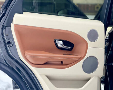 Чорний Ленд Ровер Рендж Ровер Евок, об'ємом двигуна 2 л та пробігом 145 тис. км за 13500 $, фото 44 на Automoto.ua