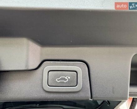 Ленд Ровер Рендж Ровер Эвок 2014 в Тячеве на Automoto.ua Черный Ленд Ровер Рендж Ровер Эвок, объемом двигателя 2 л и пробегом 182 тыс. км за 15500 $, фото 31 на Automoto.ua