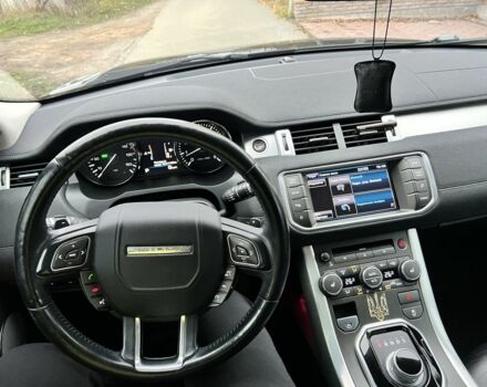 Чорний Ленд Ровер Рендж Ровер Евок, об'ємом двигуна 2 л та пробігом 197 тис. км за 13500 $, фото 7 на Automoto.ua