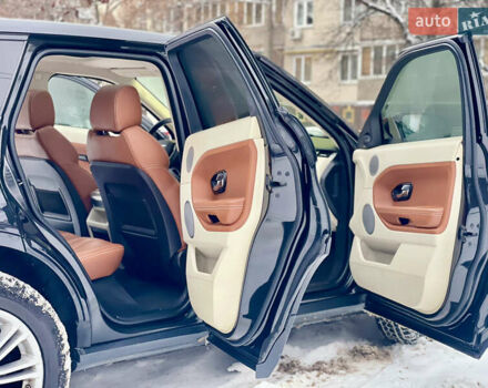 Чорний Ленд Ровер Рендж Ровер Евок, об'ємом двигуна 2 л та пробігом 145 тис. км за 13500 $, фото 18 на Automoto.ua