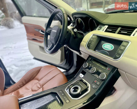 Чорний Ленд Ровер Рендж Ровер Евок, об'ємом двигуна 2 л та пробігом 145 тис. км за 13500 $, фото 24 на Automoto.ua